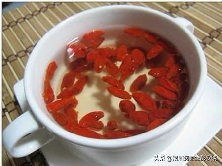 男人每天一把枸杞子,每日一把枸杞子你想不到的功效