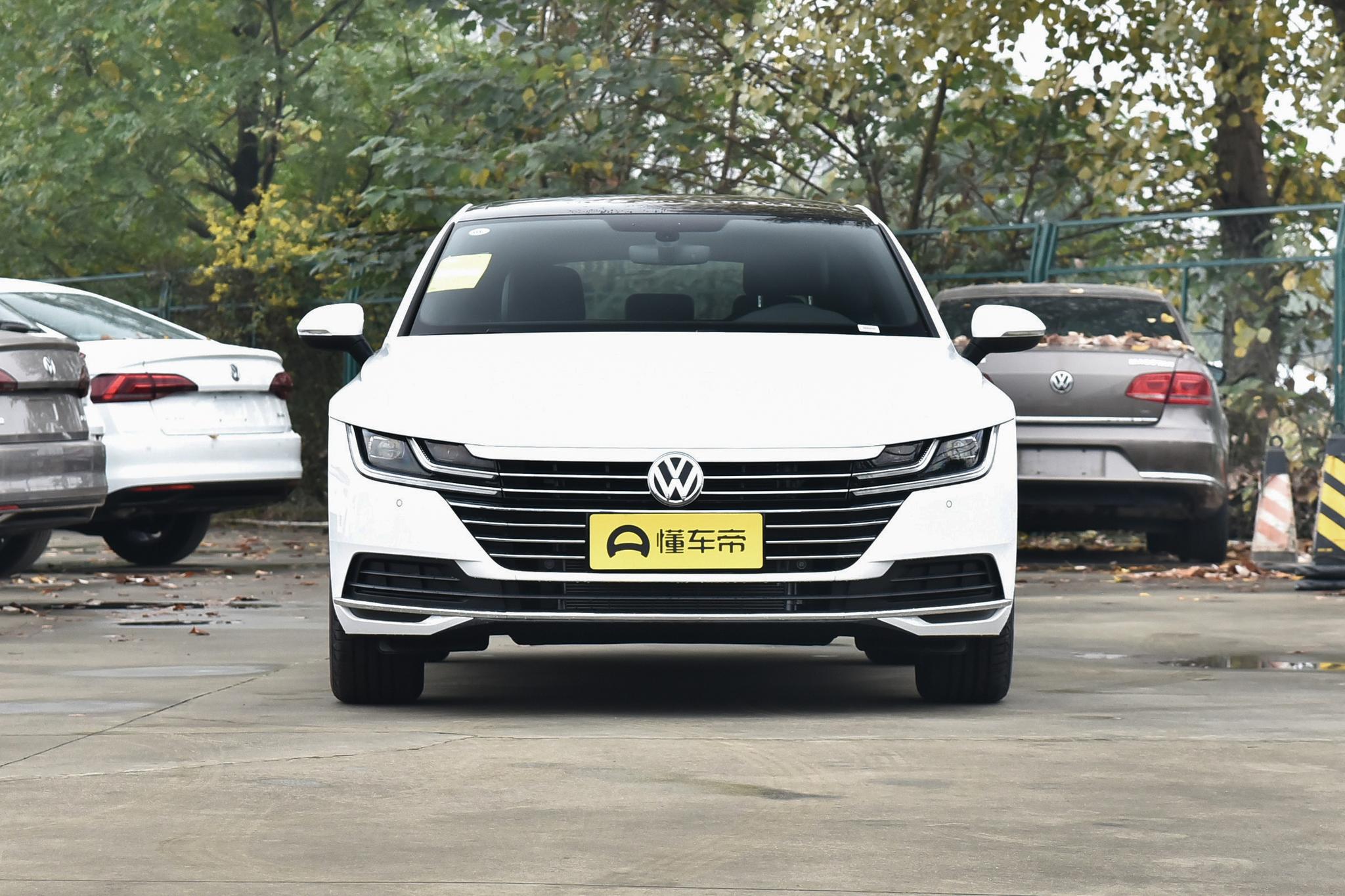 大众cc炫酷内饰图片,大众cc外观详细介绍