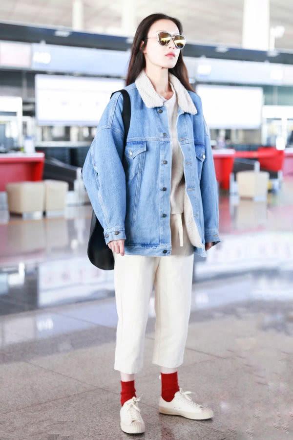 迪丽热巴袜子潮流,迪丽热巴橙色袜子搭配