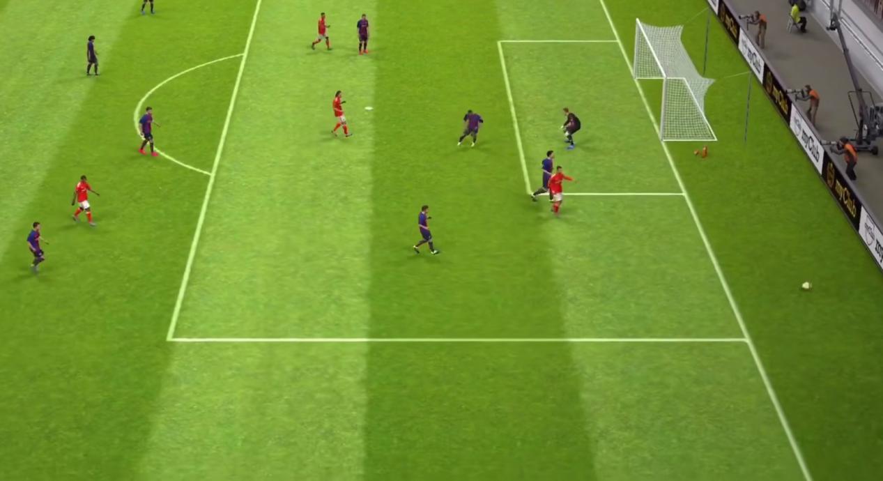 实况足球最新普卡单后腰推荐,实况足球最适合维埃拉的阵型