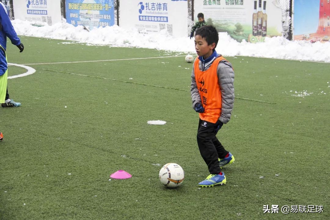 足球冬天热身动作,足球正确打开方式音乐