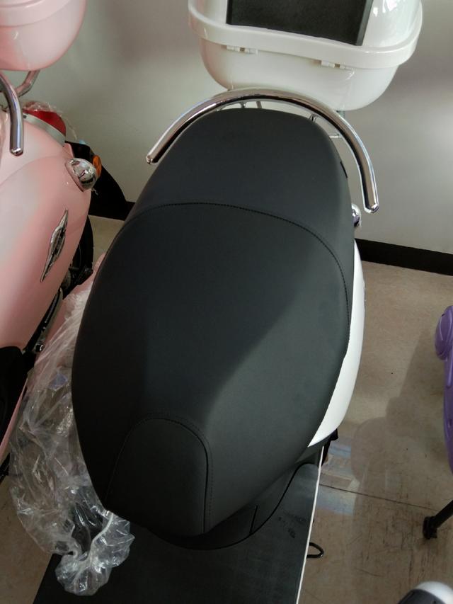 用自由皮包坐垫,最后会有很明显的褶皱是怎么回事?