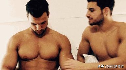 胸肌大小不一样怎么调整,胸肌大小不一怎么调整