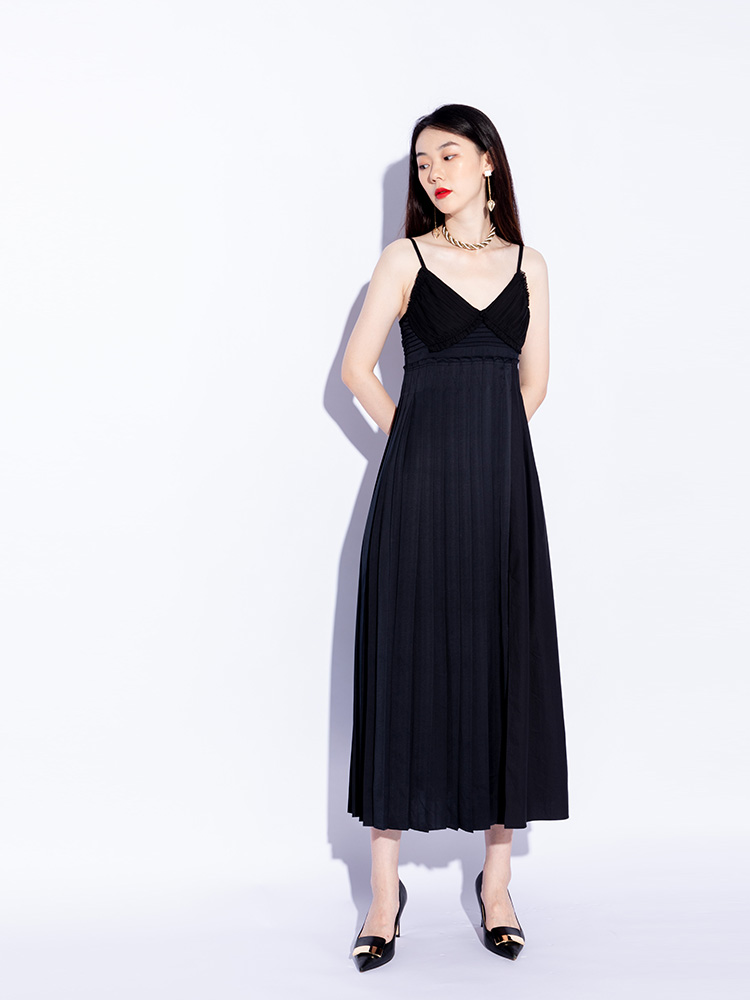 时尚芭莎年度派对结束，学女星红毯穿搭