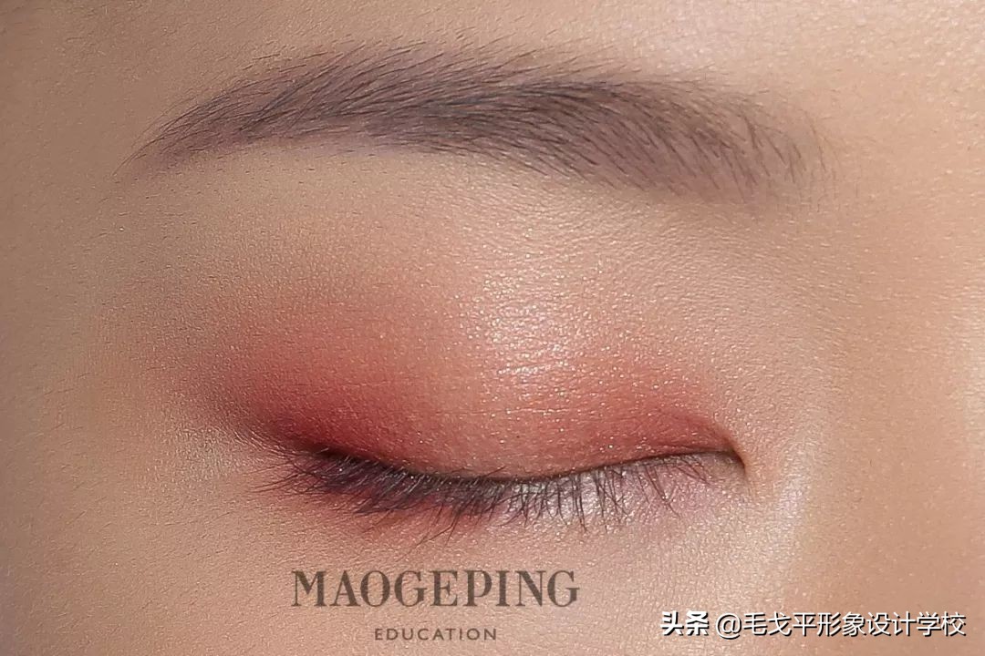 怎样画出大眼妆,如何画出大眼妆