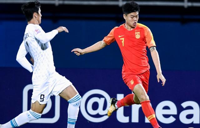 黄健翔吐槽国足完整,黄健翔分析中国足球下降原因