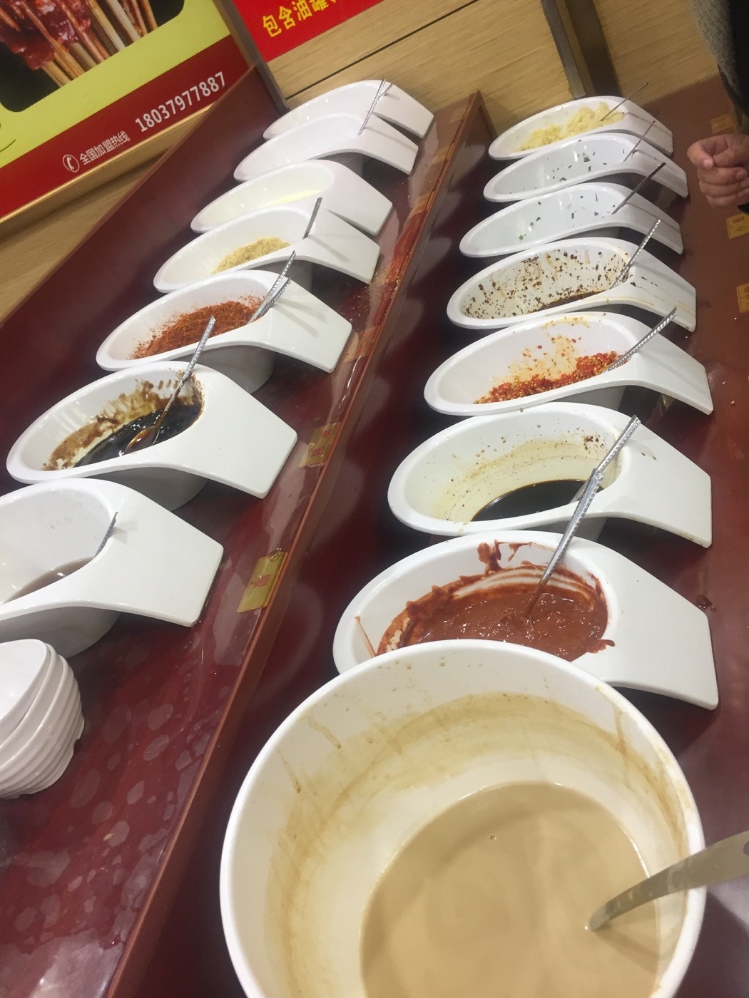 在洛阳也能吃到好吃的成都串串,成都屋头串串香团购洛阳