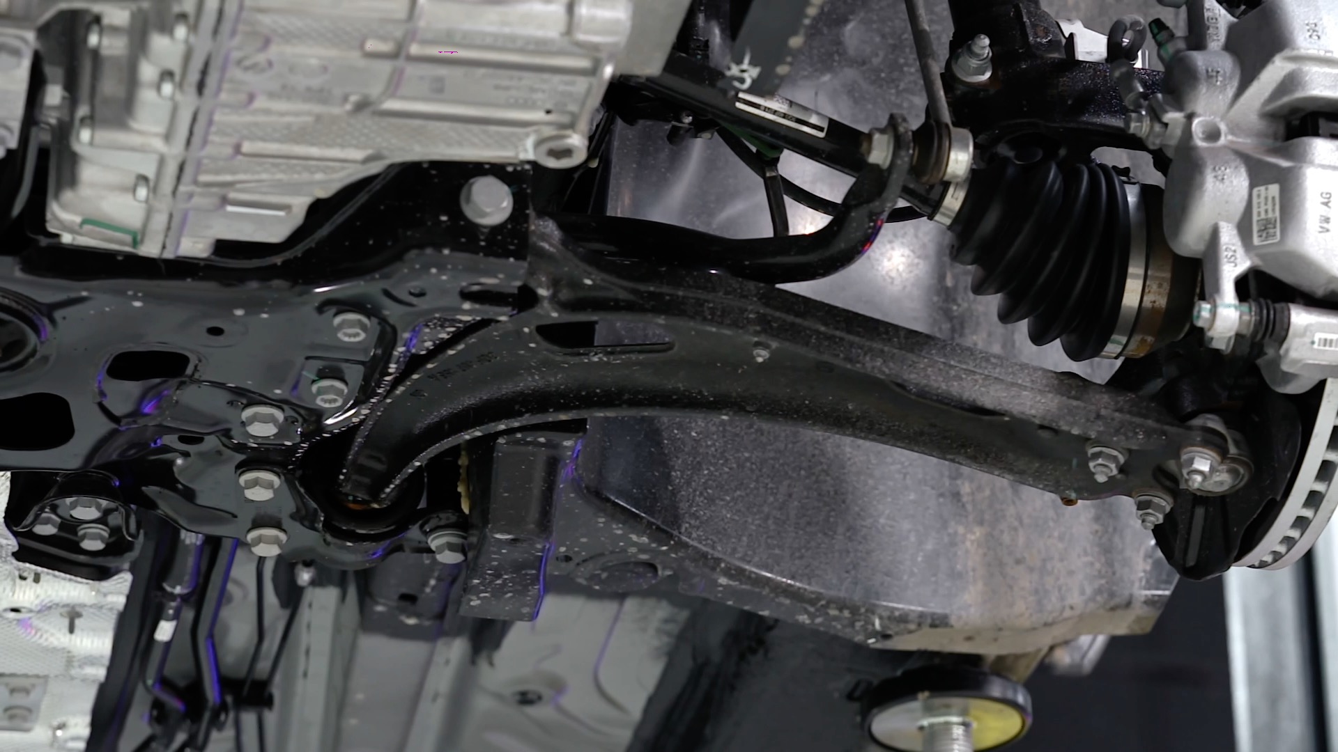 大指挥官和途昂尺寸对比,大指挥官拆车