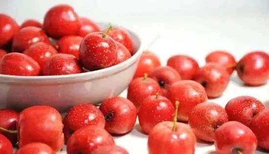 雀斑黄褐斑晒斑如何去除,晒斑雀斑淡斑最简单有效的方法