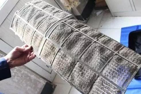 打扫卫生地上好多毛怎么回事,搞卫生灰尘满天