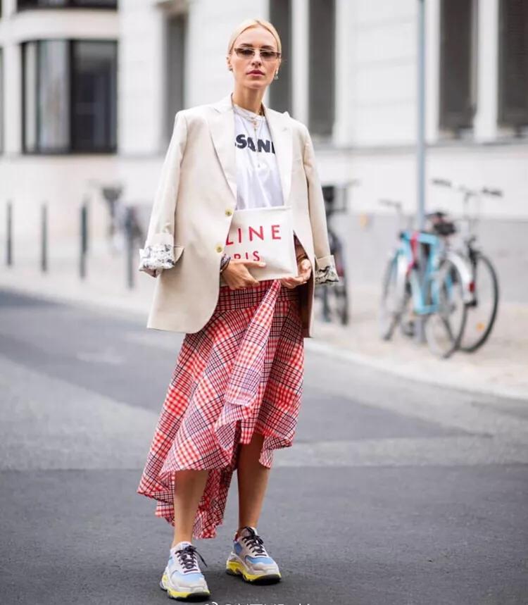 网购衣服实用小技巧,如何网购衣服便宜质量还好