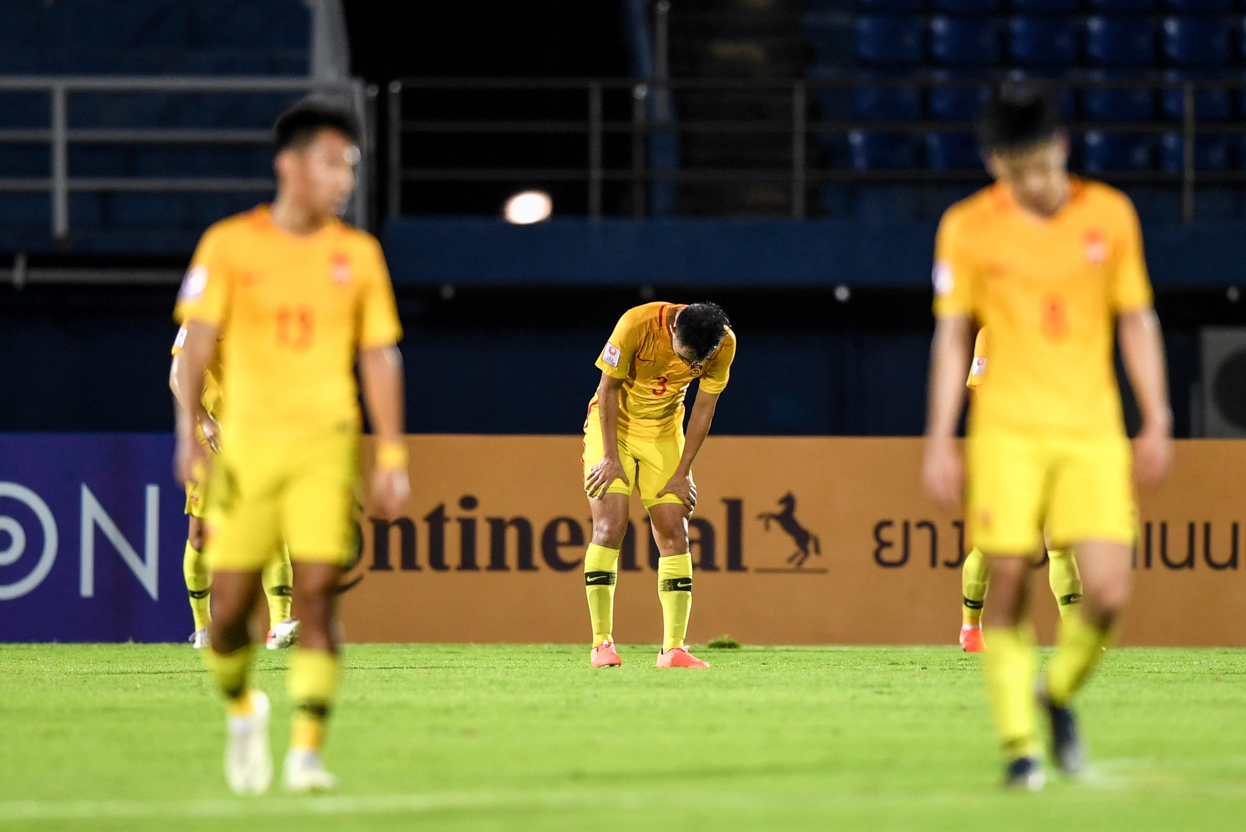 与其让国奥球员写三千字检讨不如教练组先来个三万字总结
