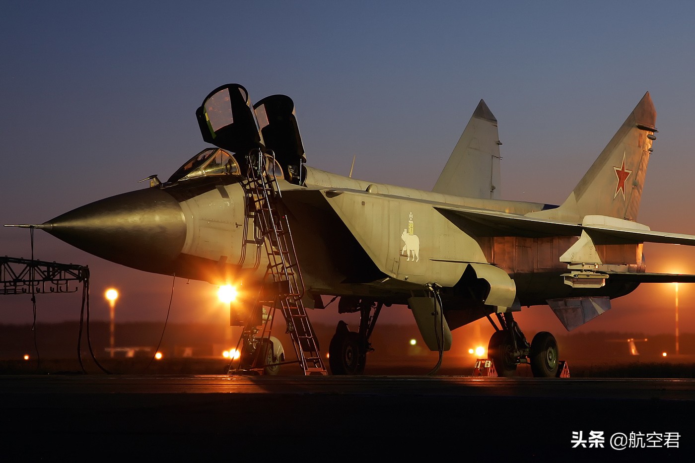俄罗斯空天军三干将之二，MIG-31金枪不倒数十年的秘诀