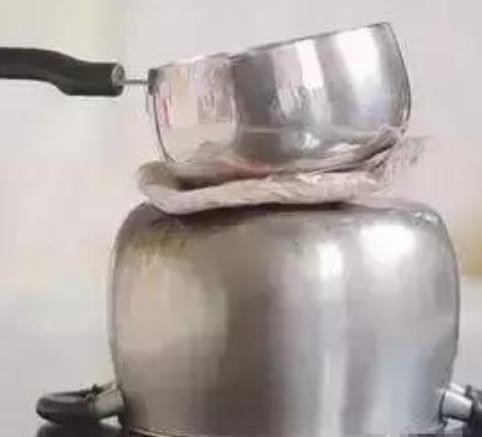 冻肉泡水里化冻,冻肉水里泡了一晚还能要吗