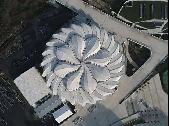 郑州四大中心高楼还建不,郑州四大中心后续发展怎么样