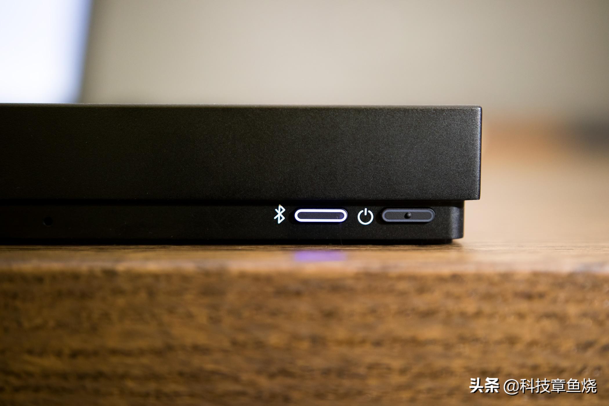 小巧精致的缤特力Calisto7200，是实现理想电话会议的必备神器