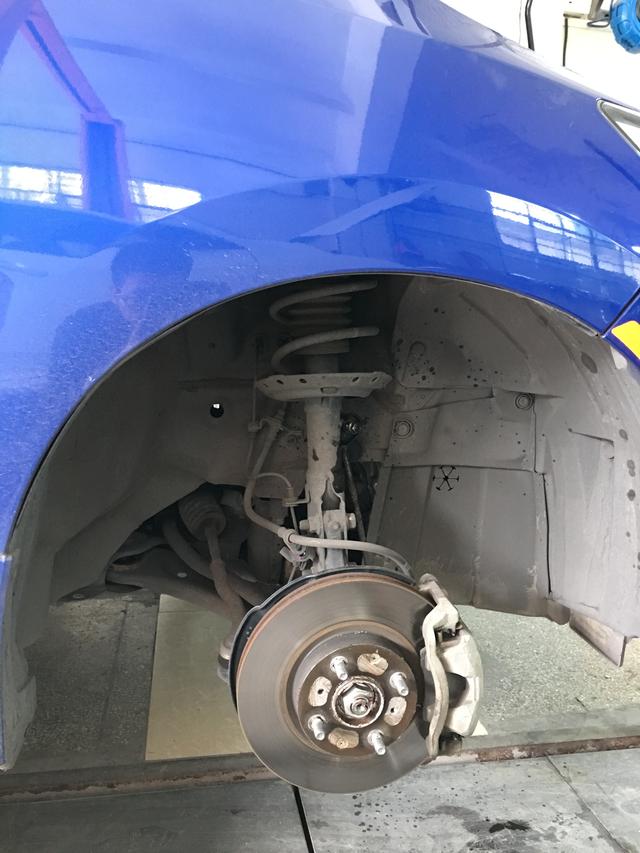 飞度gk5后避震弹簧数据,飞度gr9避震和gk5一样吗