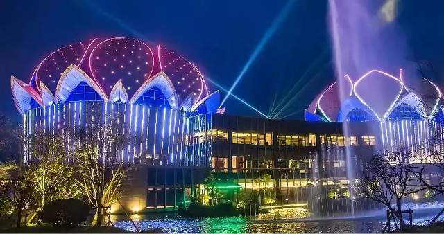 这几处温泉胜地让你温暖,世界六大温泉胜地