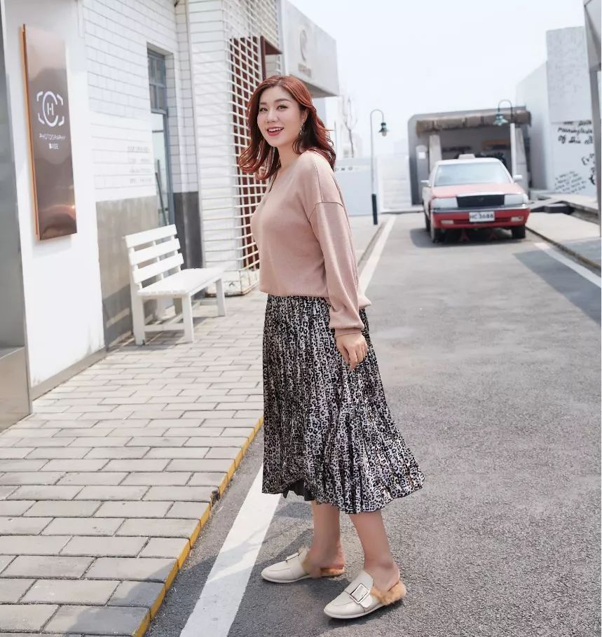 120斤158cm胖mm穿搭裙子,120斤160微胖女生秋装毛衣穿搭