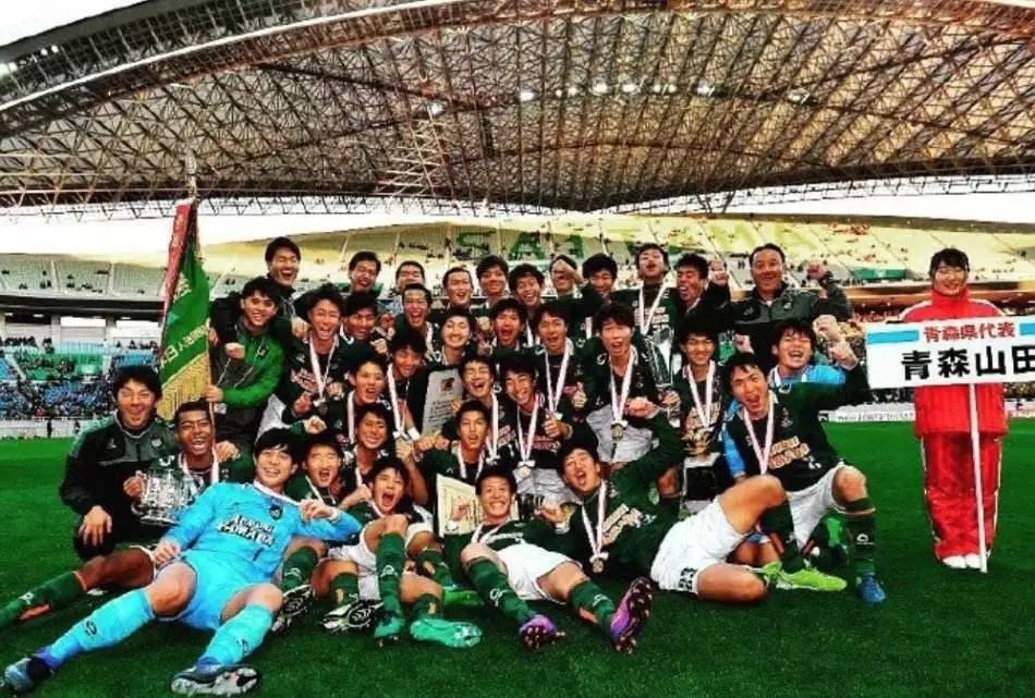 日本队强势夺冠,日本队赢的原因