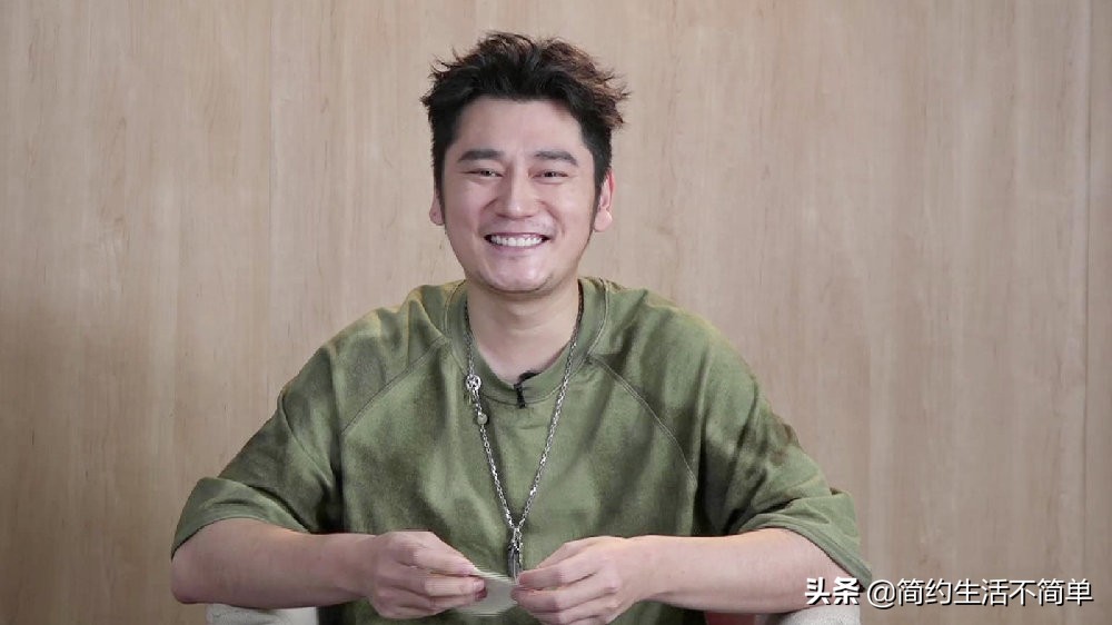 网友爆出遭到湖南卫视主持人钱枫性侵!并曝光双方聊天记录和视频