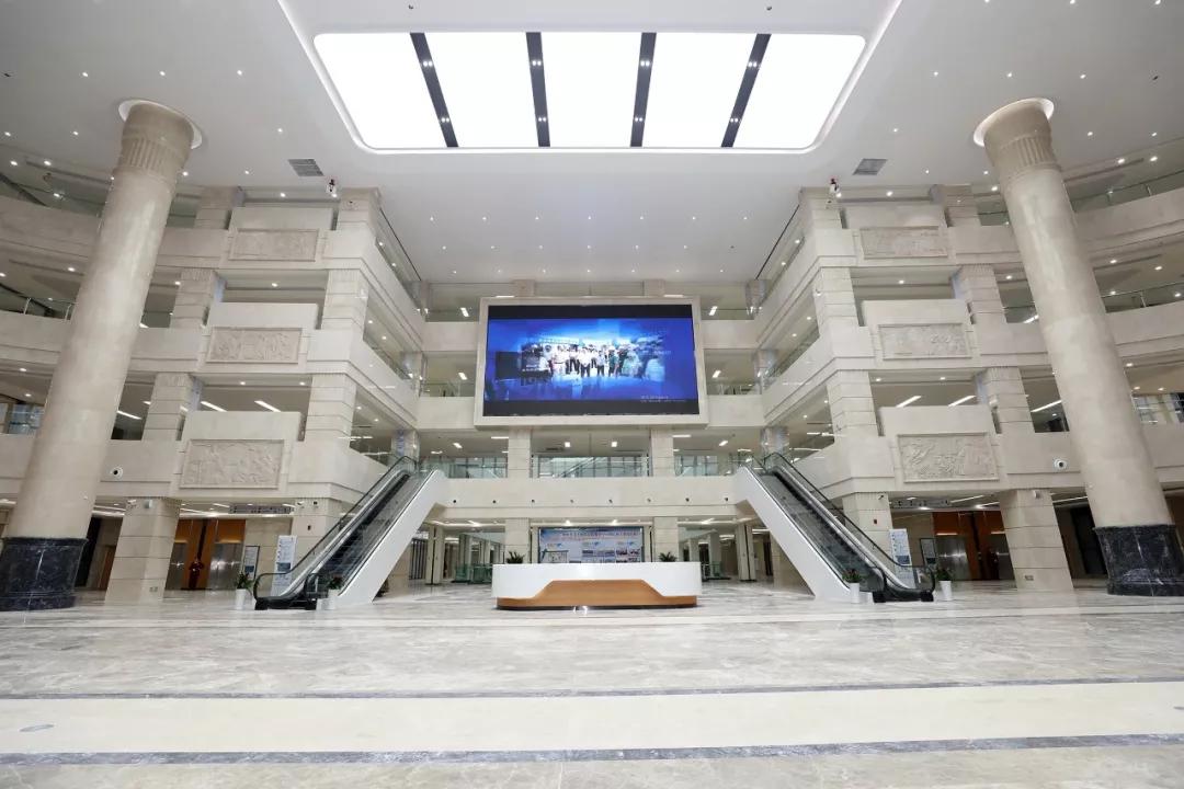 工人医院总院搬迁,一期工程竣工！大量美图曝光，简直太气派了