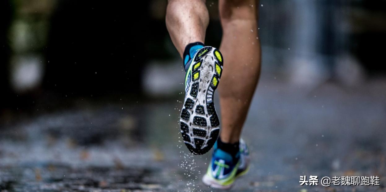 缓震好性价比超高的跑鞋休闲,缓震好性价比高的跑鞋