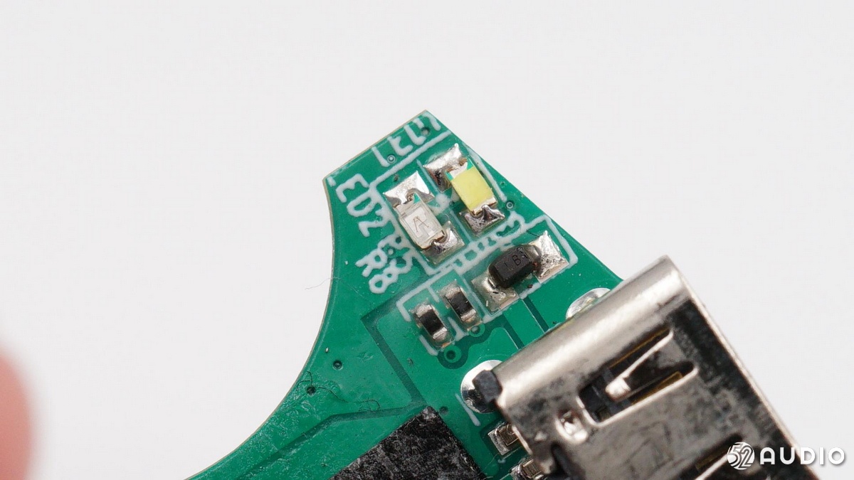 摩托罗拉motoedges拆机视频,摩托罗拉motogx拆解视频