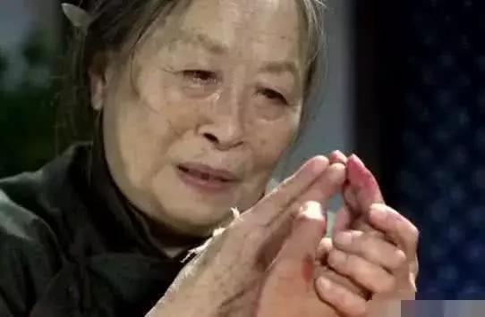 “丑娘”身败名裂，今83岁被爆丑闻，她到底做了什么？