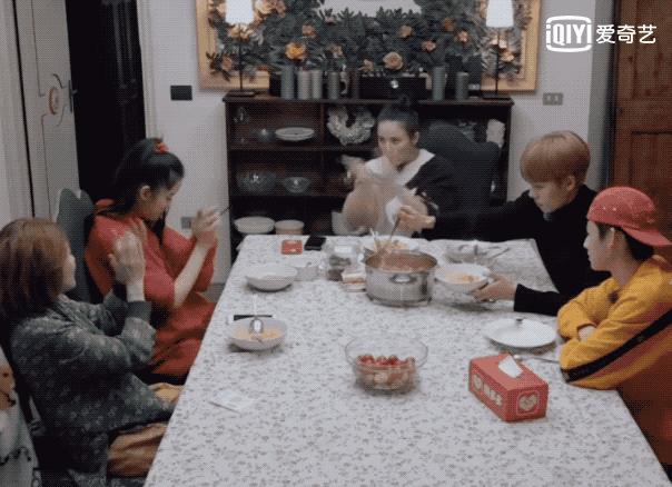 小姐姐的花店小s欧阳娜娜吃饭,小姐姐的花店欧阳娜娜什么时候走