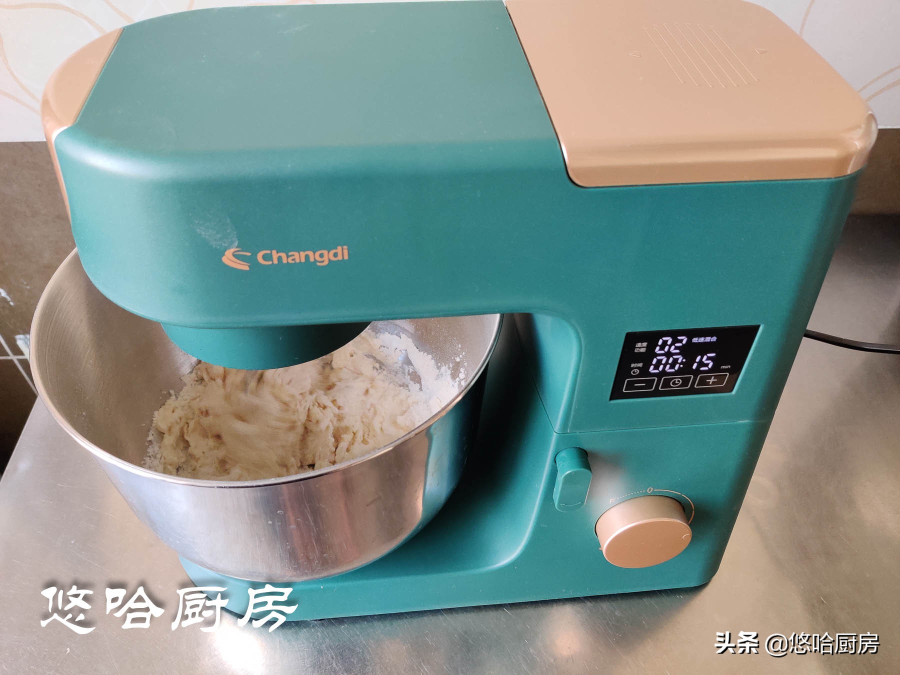 猪肉香菇洋葱蒸饺怎么做好吃,鸡蛋洋葱木耳馅儿蒸饺的做法