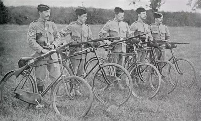 “骑”出来的帝国元首,当自行车遇上战争没有什么不可能