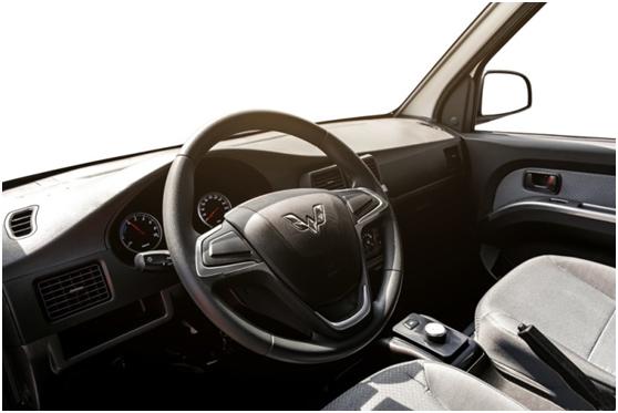 续航300公里的新能源车五菱,300公里续航充满电要多少钱