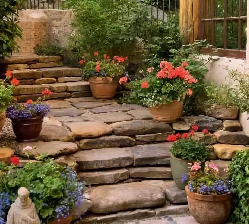 新中式庭院用什么石材铺地,庭院铺地红砂岩石材定制加工