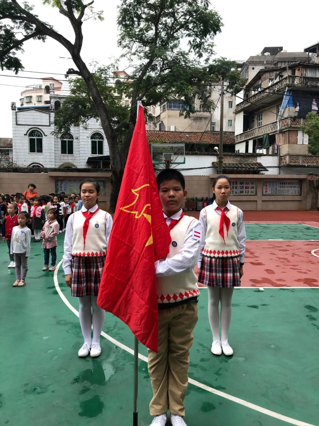 你好红领巾活动方案和总结,红领巾小学生入队仪式新队员发言