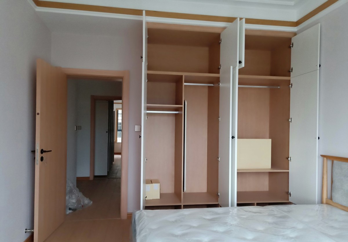 新买家具味道很浓,新买的家具气味太重怎么办