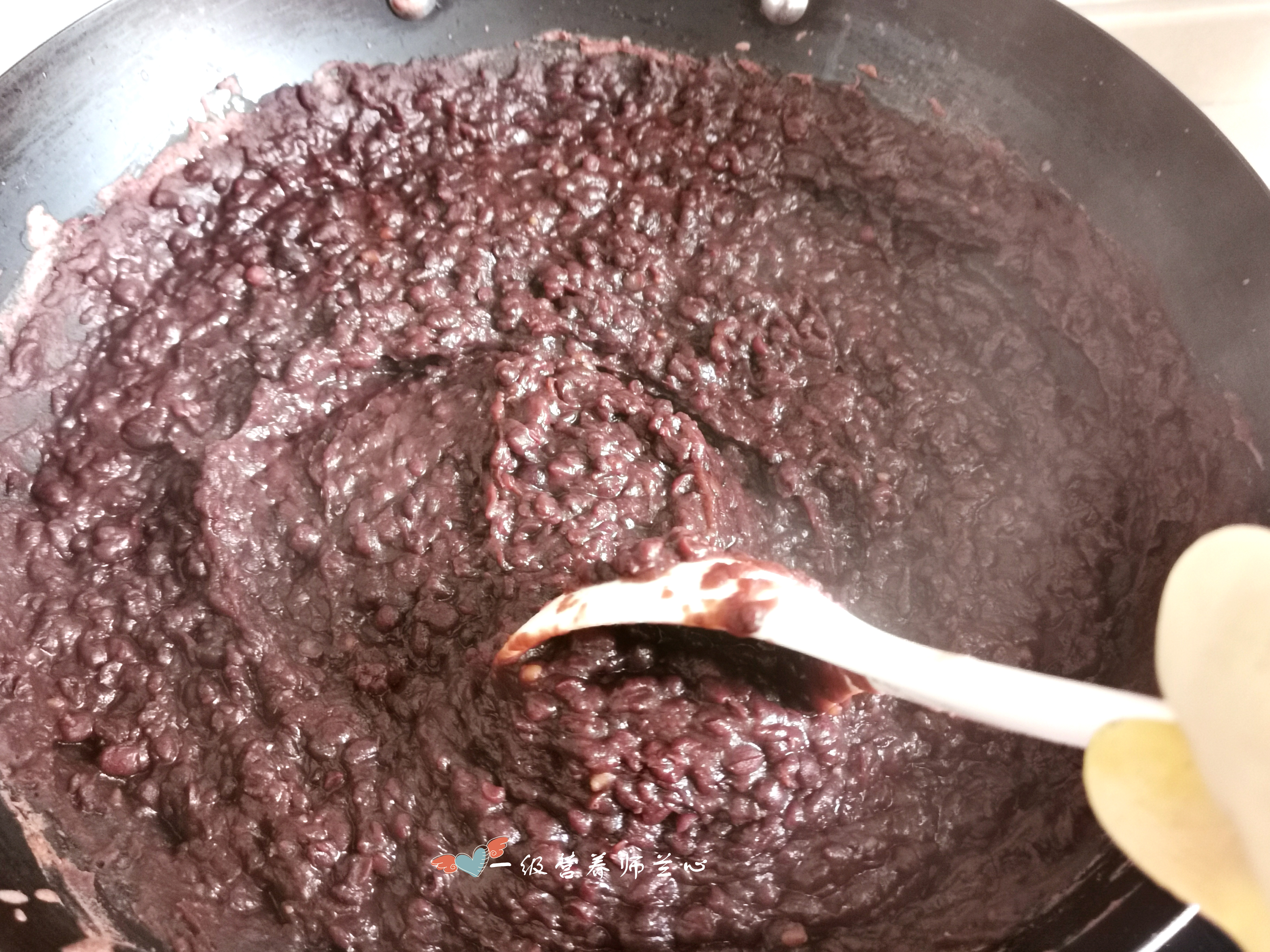 红豆沙最快的做法,红豆沙电饭煲制作方法