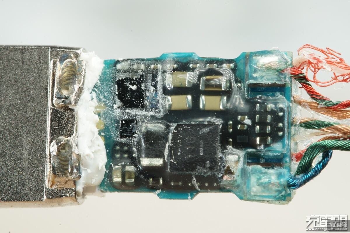 苹果耳机3.5毫米接口维修,苹果耳机故障维修