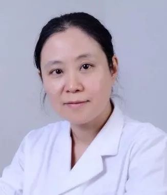 小孩后背暖和手脚冰凉是怎么回事,小孩子手脚冰凉不暖和是什么原因