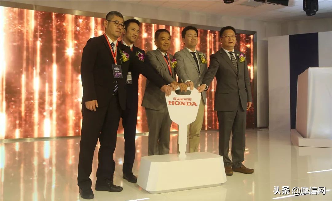 新大洲本田cbf190tr深度评测,新大洲本田cbf190tr21款和19款