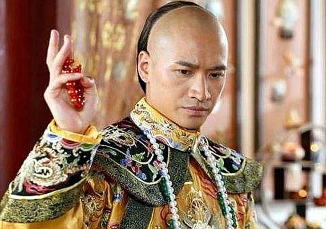 雍正剑侠图四小名剑,雍正剑侠图和白眉大侠