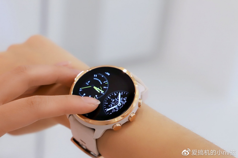 suunto颂拓7有哪些功能 (新品suunto颂拓7双表带礼盒测评)