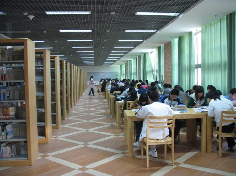 清华大学还有“专科”文凭？虽然含金量不低，但是拿出来有些丢人