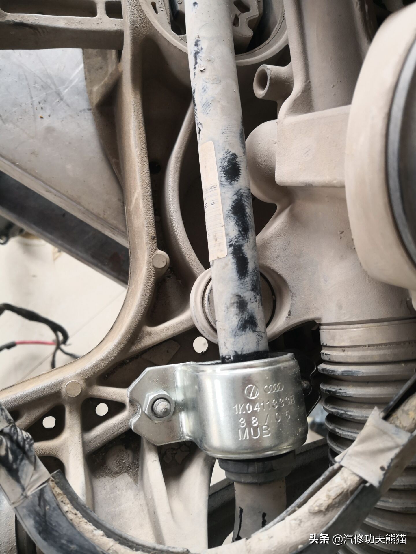 大众途观发动机烧机油维修多少钱,2010款大众途观严重烧机油