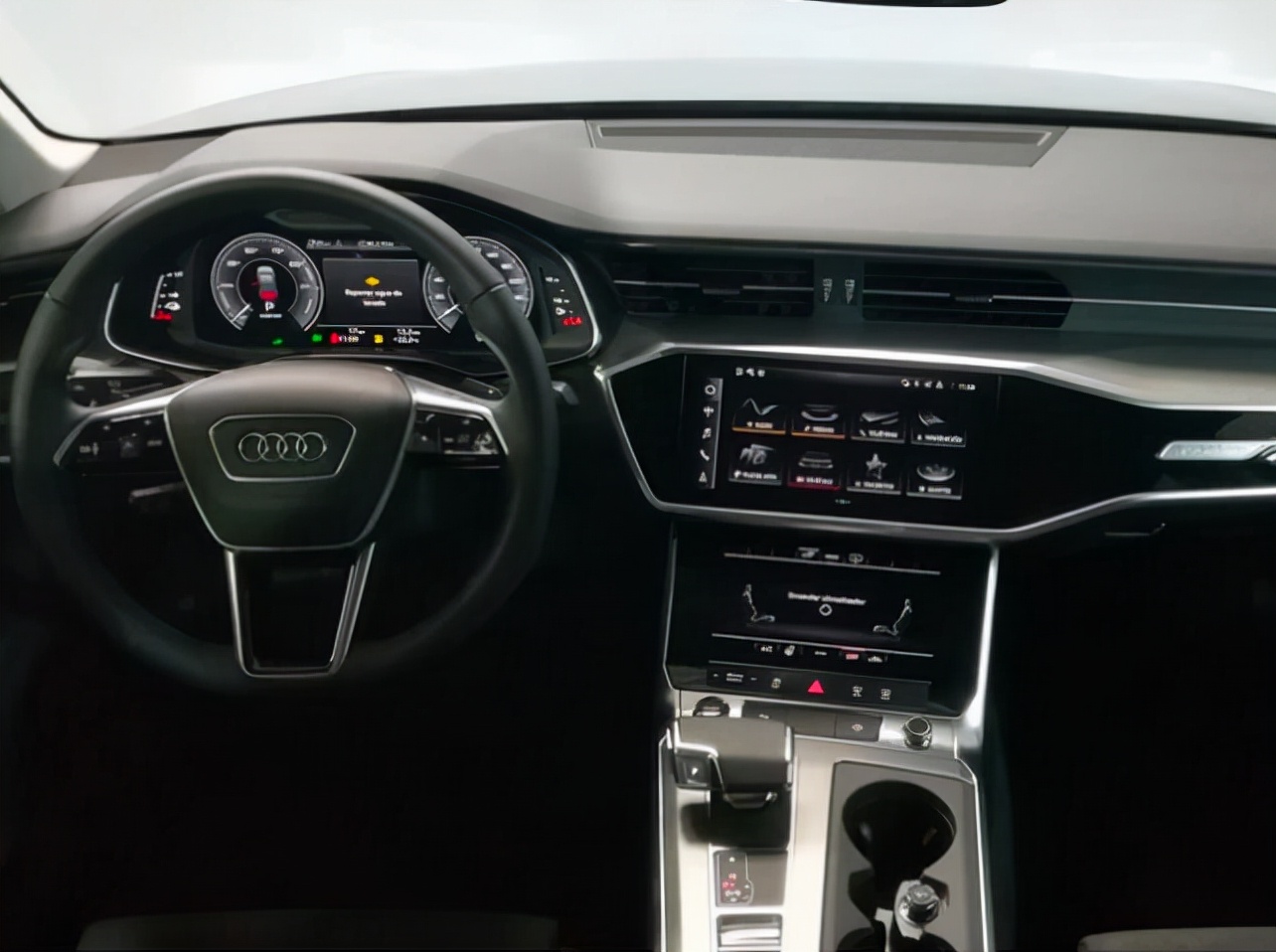 2022款奥迪a6etron混动,奥迪a6混动国产跟进口哪个好