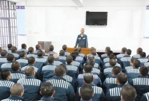 犯人在监狱里吃牢饭,犯人在监狱吃饭要钱吗