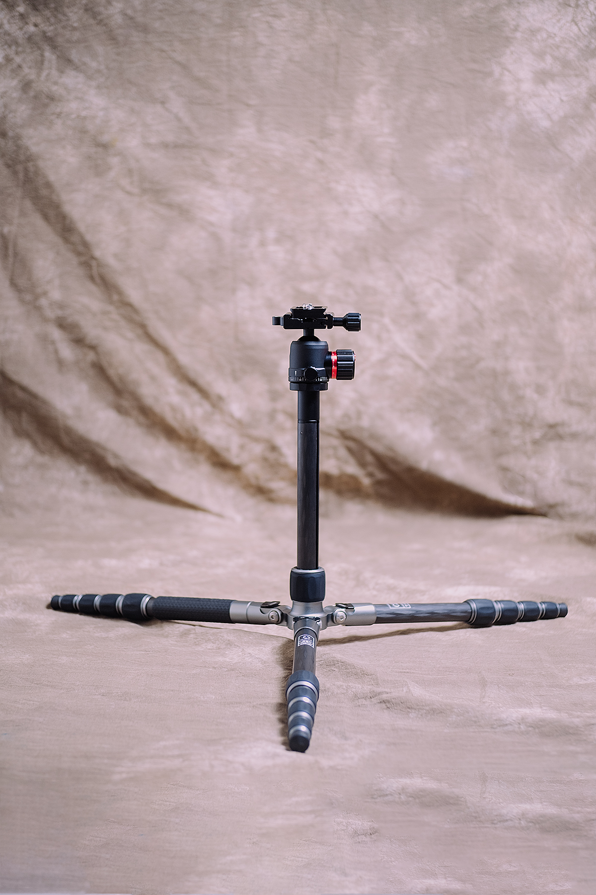 劲捷a系列三脚架视频,劲捷碳纤维三脚架质量怎样