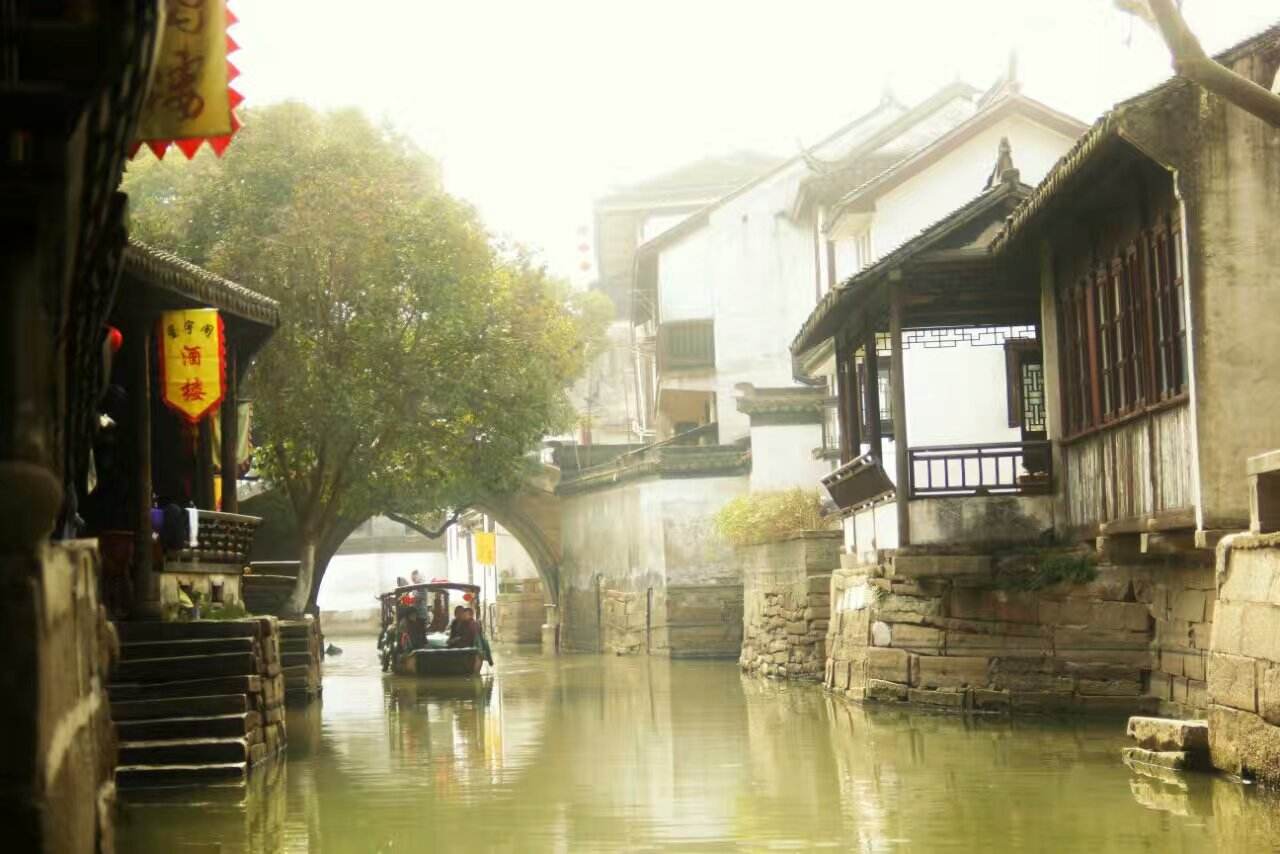 国内最值得去的11个古镇,中国的哪些著名的古镇好玩