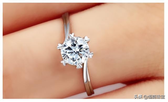 买钻戒省下来的钱,几分的钻石做钻戒最合适