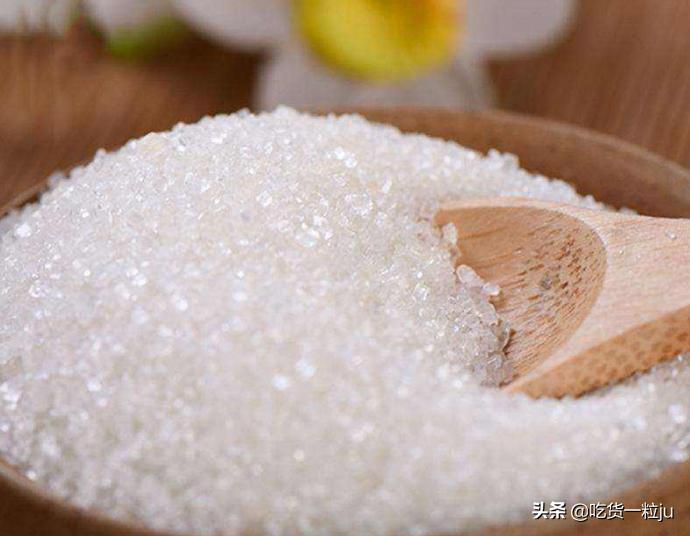 绵白糖与白砂糖什么区别,绵白糖和白砂糖的区别在哪里